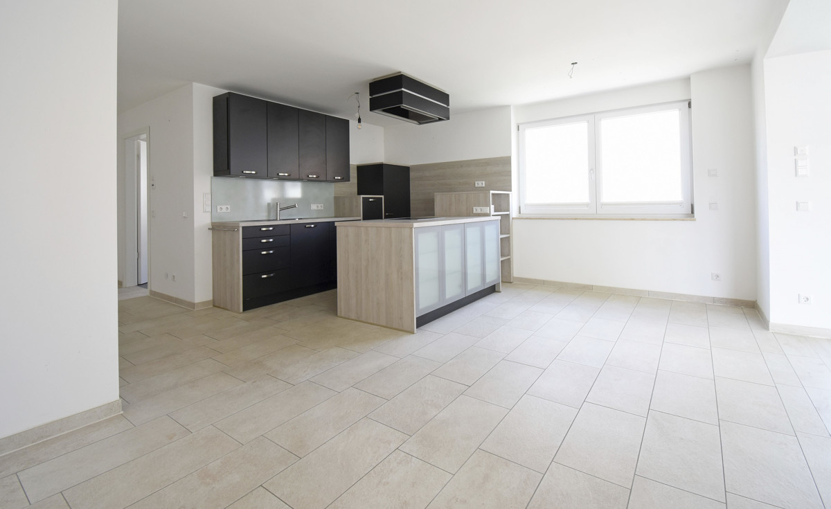 Modernes Raumkonzept mit Stil und Raffinesse