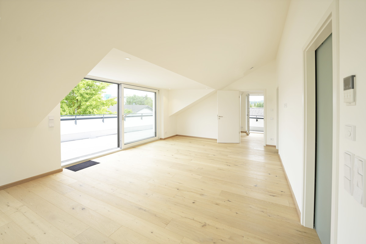 Traumhafte Dachgeschosswohnung mit sonniger Terrasse
