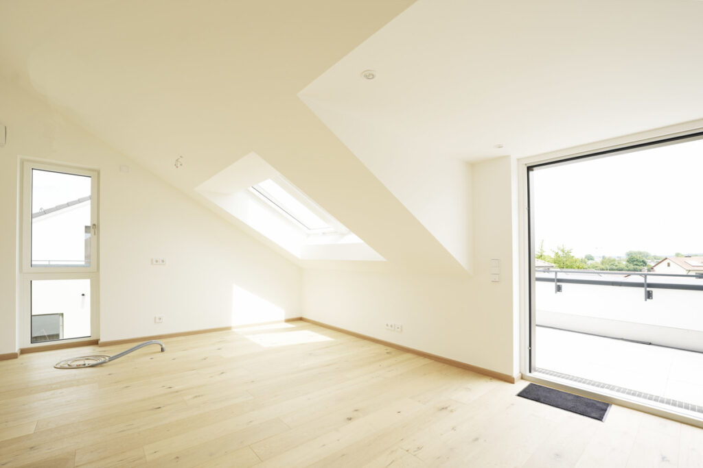 Traumhafte Dachgeschosswohnung mit sonniger Terrasse