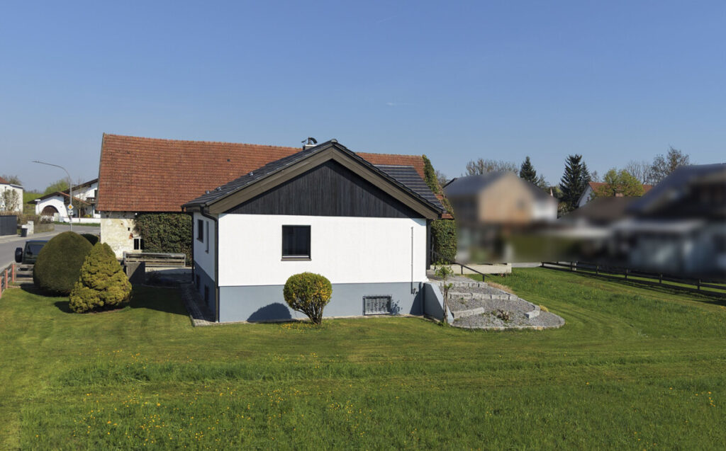 Aus Alt mach Neu: Sanierungsbedürftiger Bungalow in Altdorf