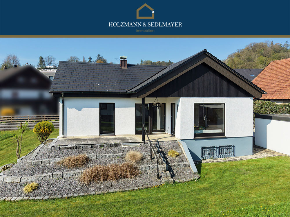 Aus Alt mach Neu: Sanierungsbedürftiger Bungalow in Altdorf