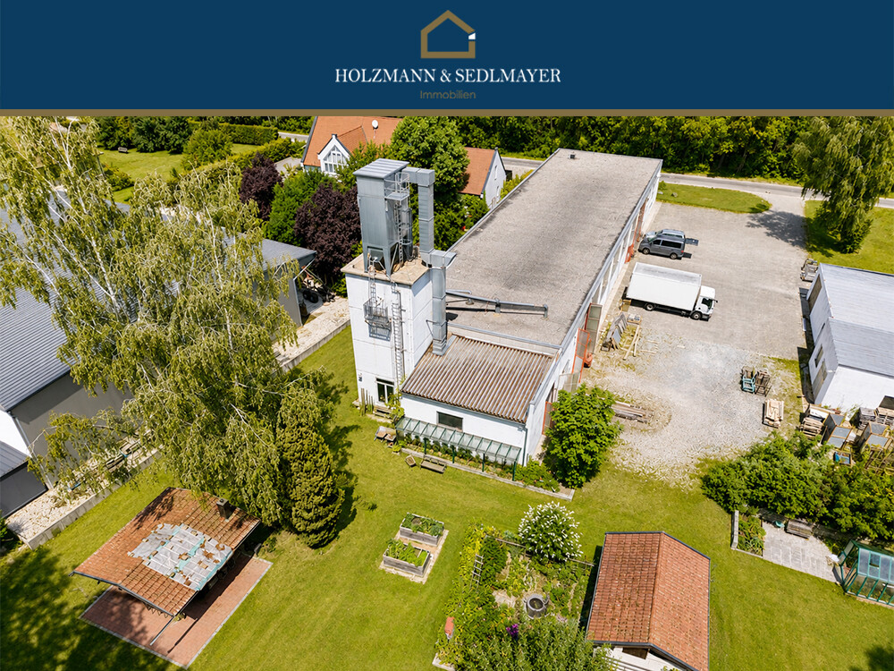 Gewerbehalle trifft auf Viehbach-Idyll: Halle, Wohnen & Grün direkt am Wasser in Niederviehbach